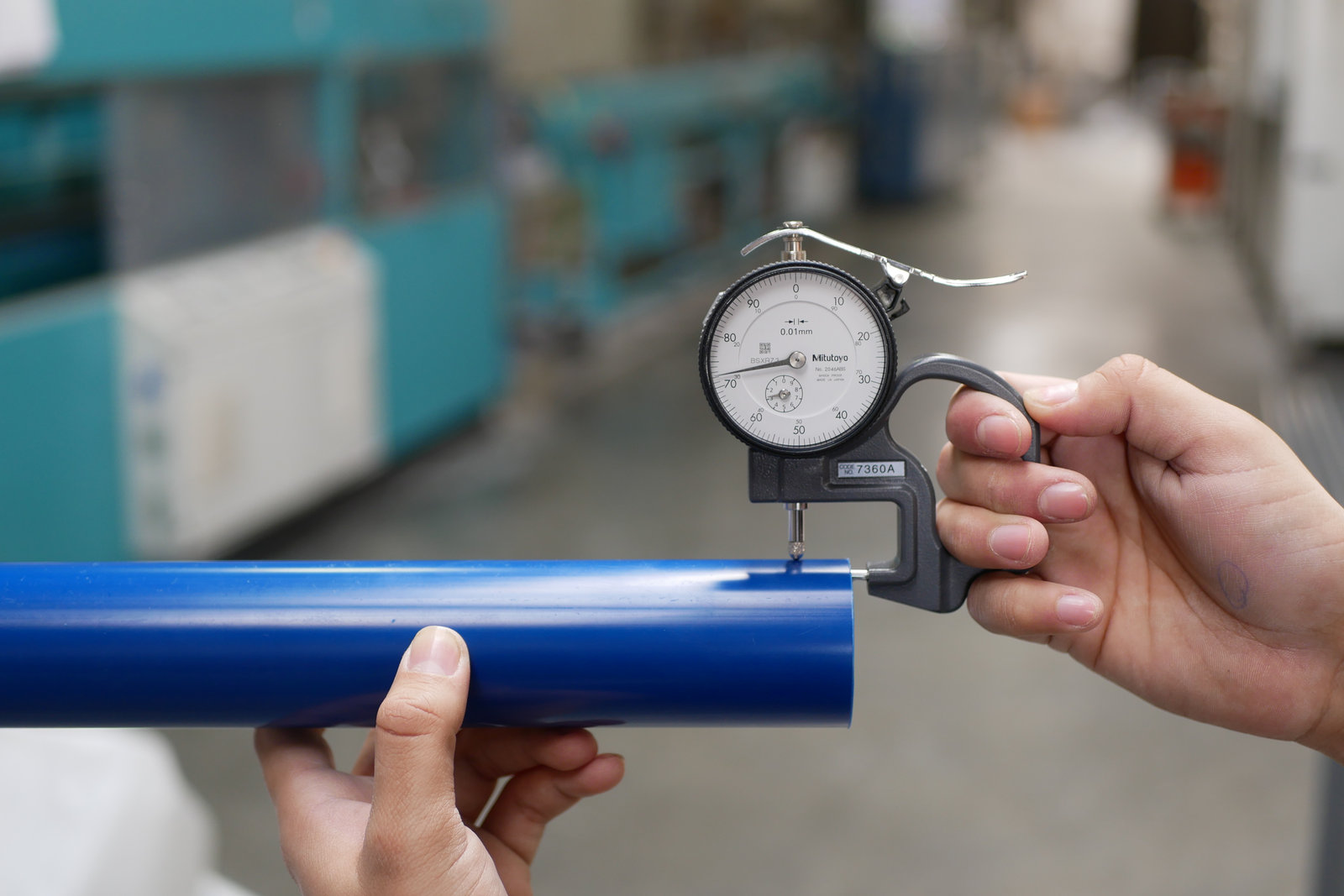 Quality control measurement on a Thorem PVC pipe