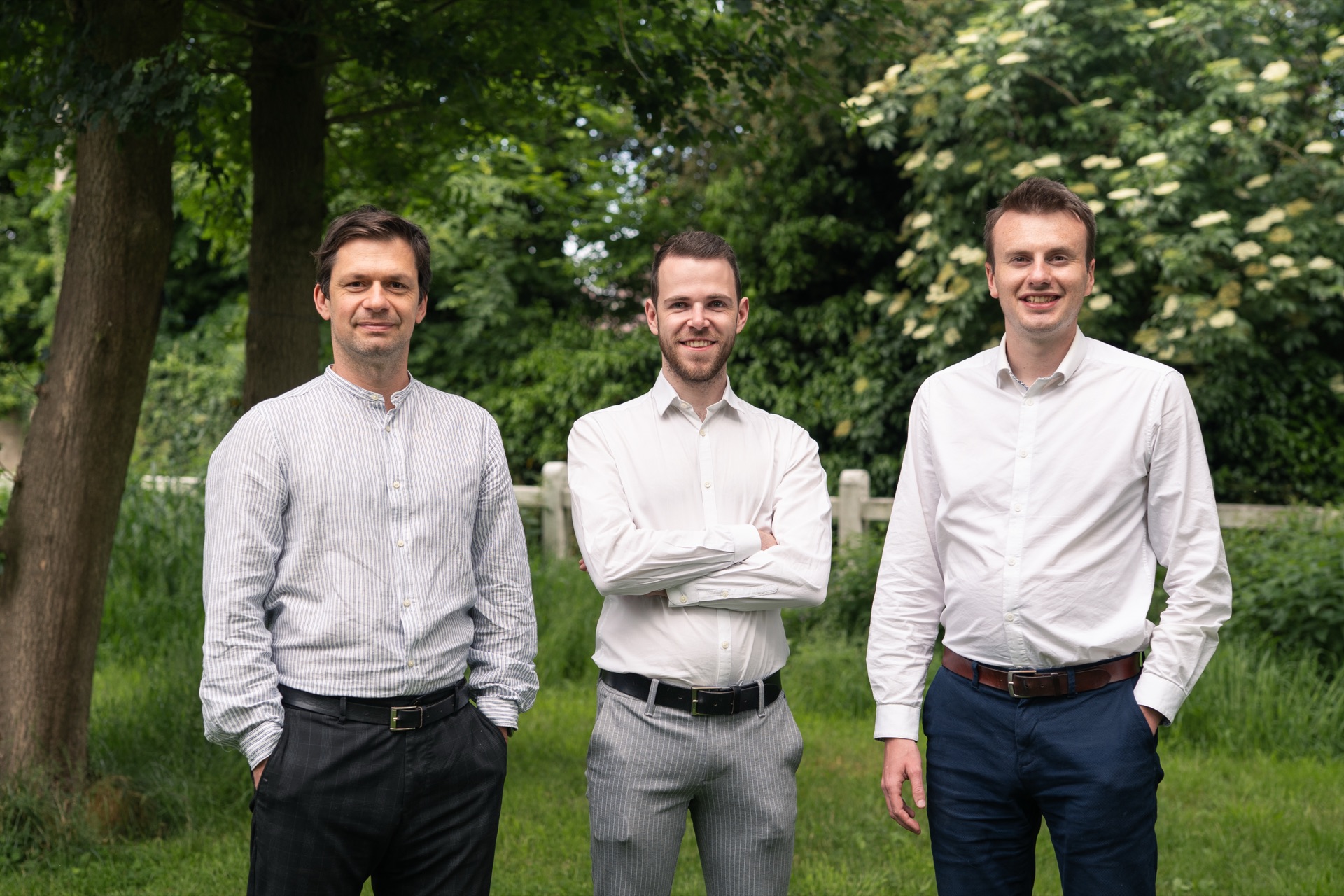 Mustry team working together